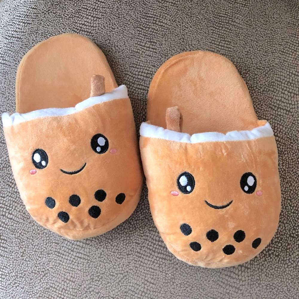 Brand new Boba Bubble Tea Slip On Kawaii Slippers. Size 6